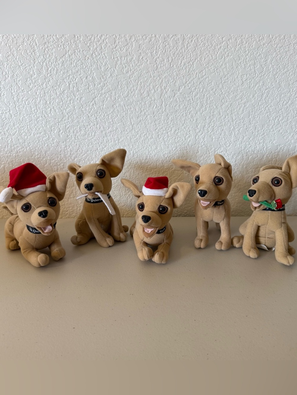 Lot of 5 Vintage Taco Bell Yo Quiero Dog Chihuahua Plush Applause